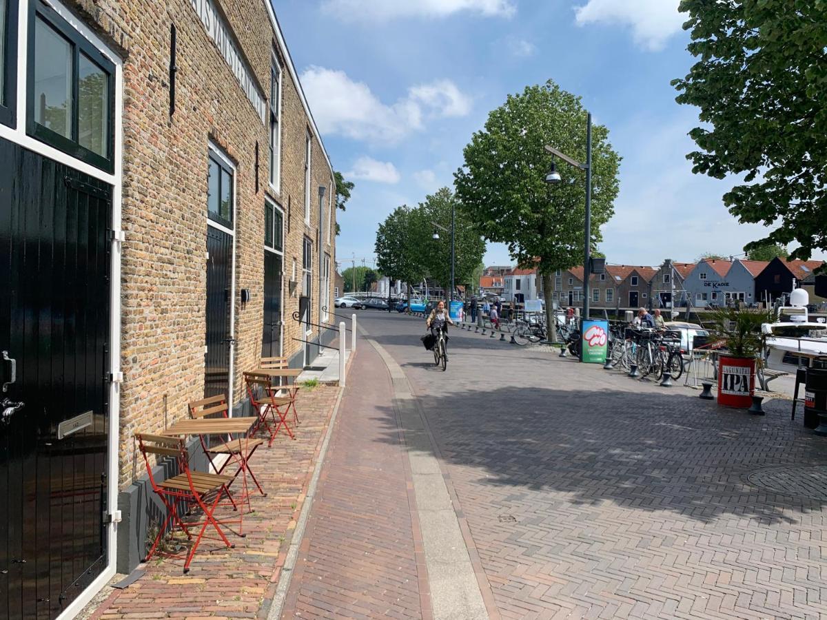 Pakhuis Aan De Haven - Bakboord Zierikzee Exterior foto