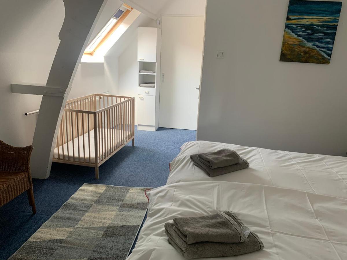 Pakhuis Aan De Haven - Bakboord Zierikzee Exterior foto